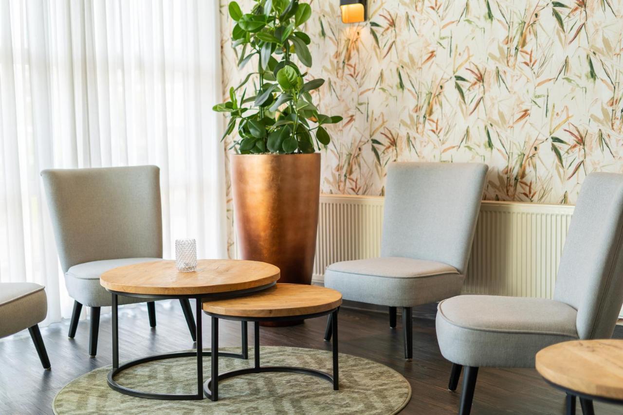 Hotel Ameland نيس المظهر الخارجي الصورة